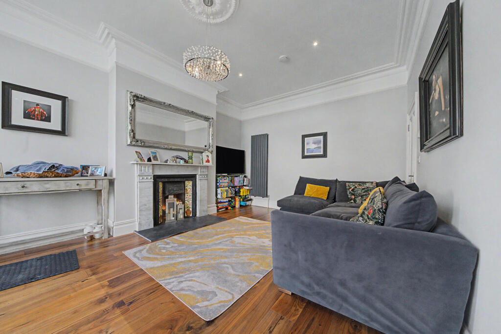 Pembroke Crescent, Hove photo 4