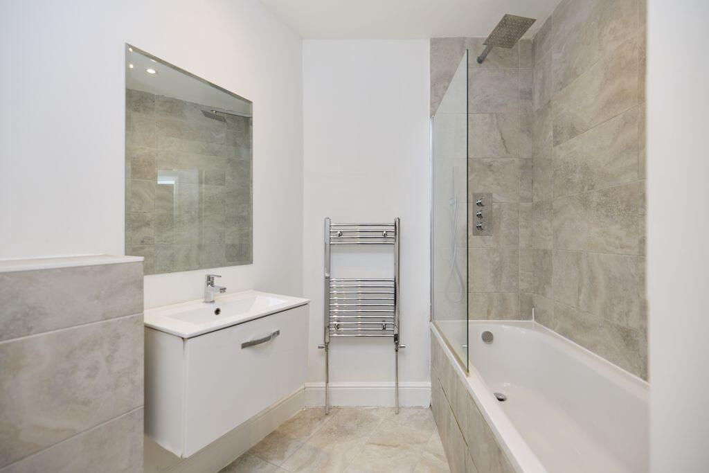 Station Approach, Tadworth - View 5