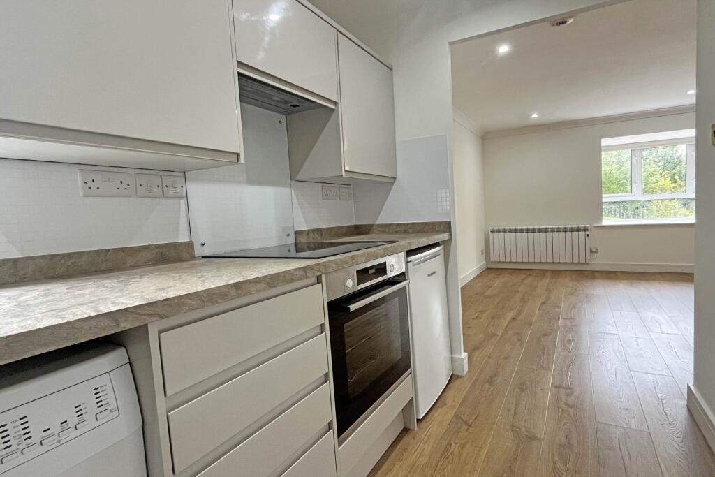 Apartment in Brighton - More