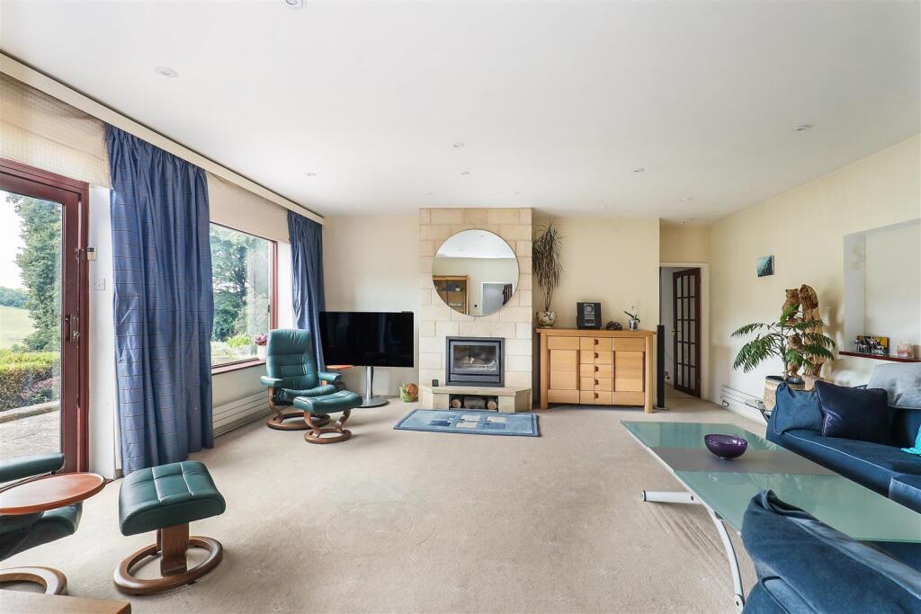 Bear Hill, Rodborough, Stroud photo 4