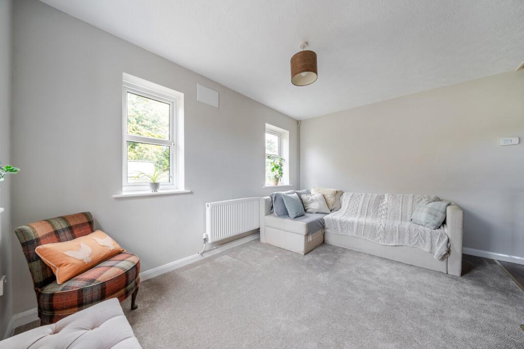 House in Portsmouth - More