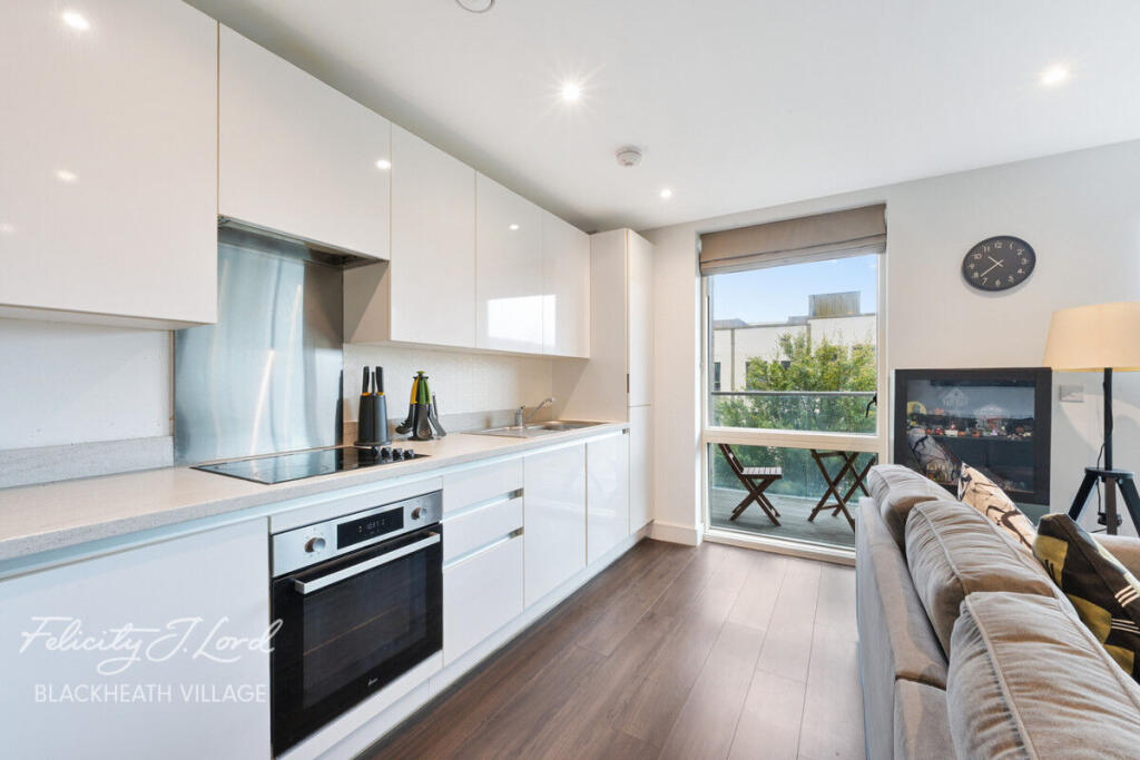Apartment in London - View 3