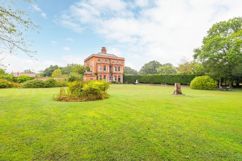Property photo 11