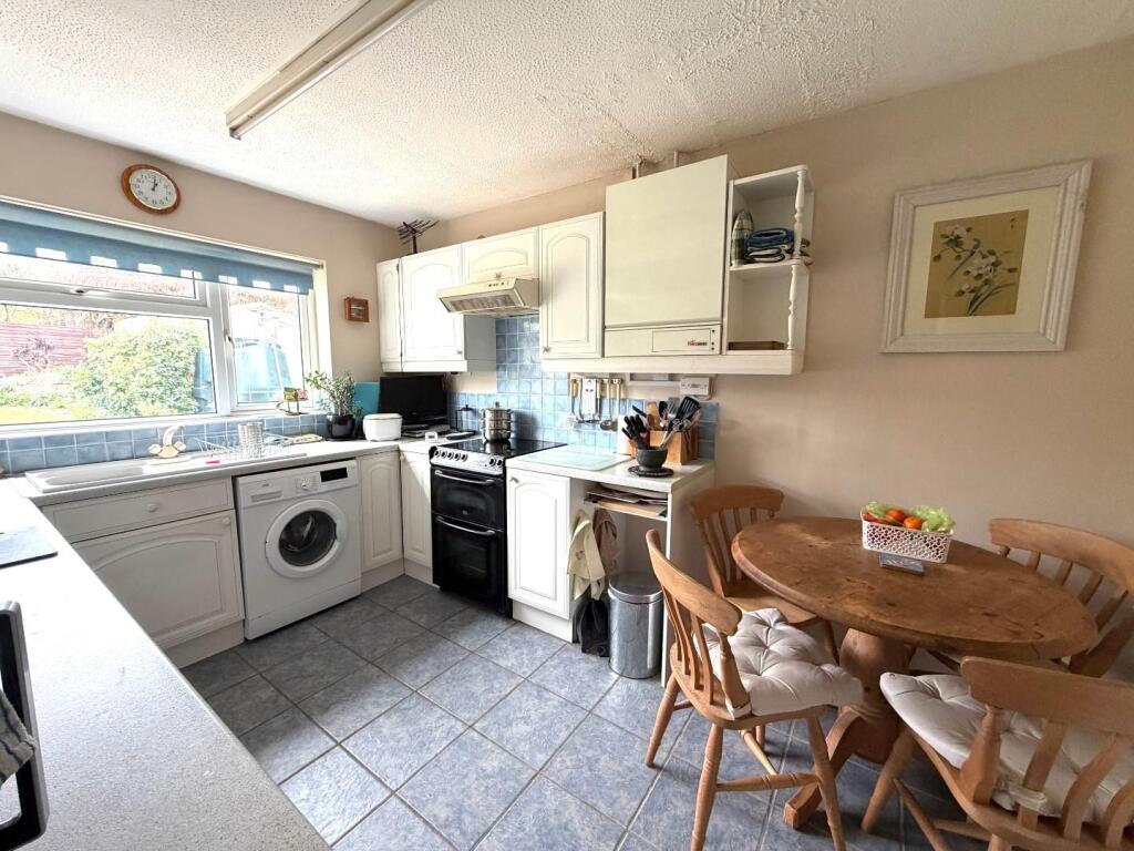 Additional image 7 of Chestnut Close, Baltonsborough, Glastonbury