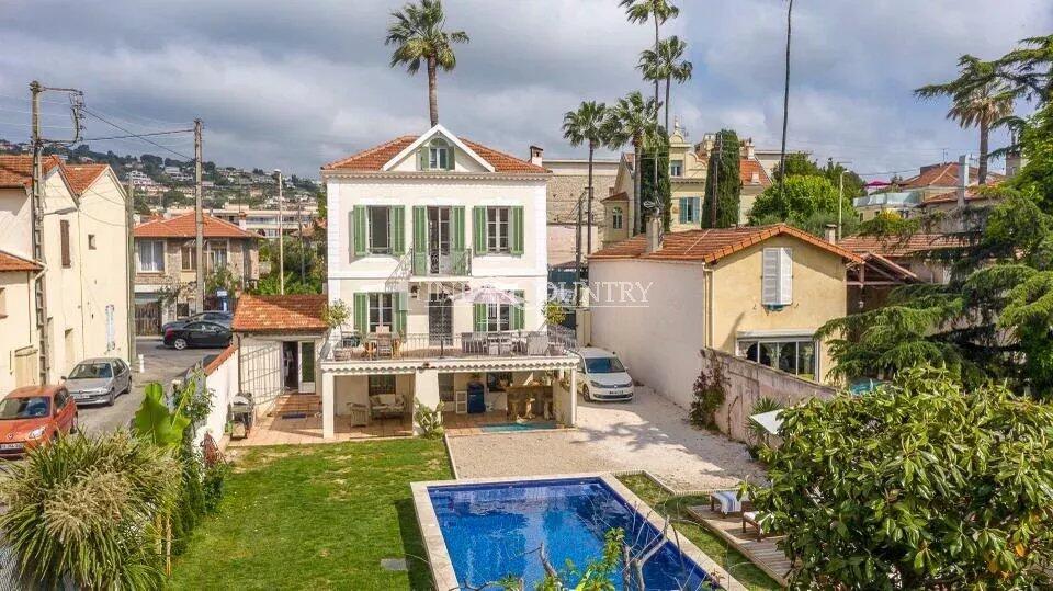 Main image of property: Provence-Alps-Cote d`Azur, Alpes-Maritimes, Golfe Juan