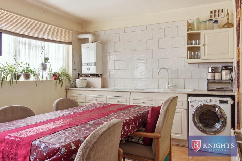 House in London - View 5
