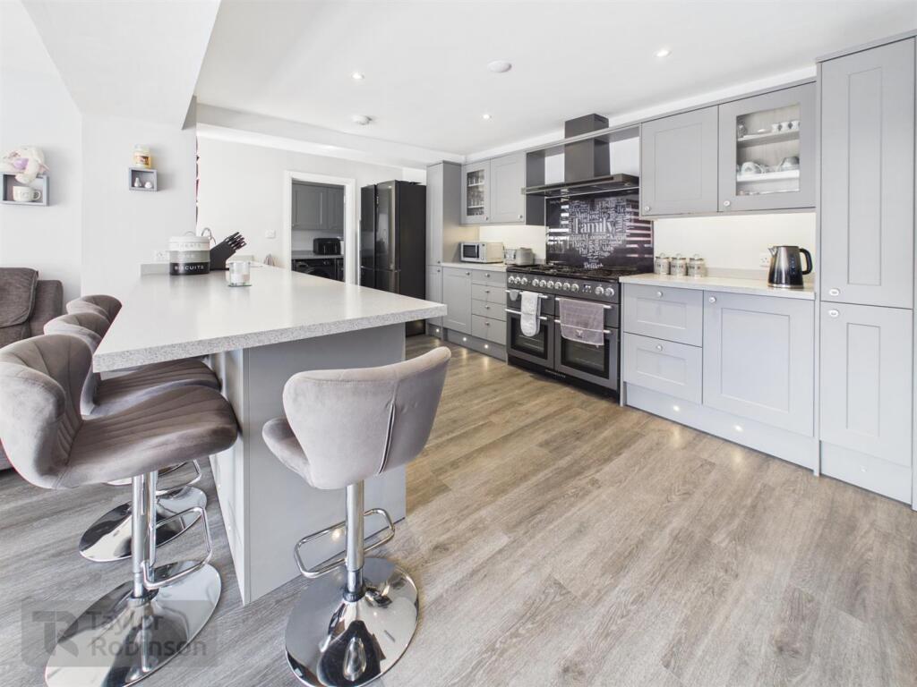 Shaws Road, Northgate, Crawley - View 3
