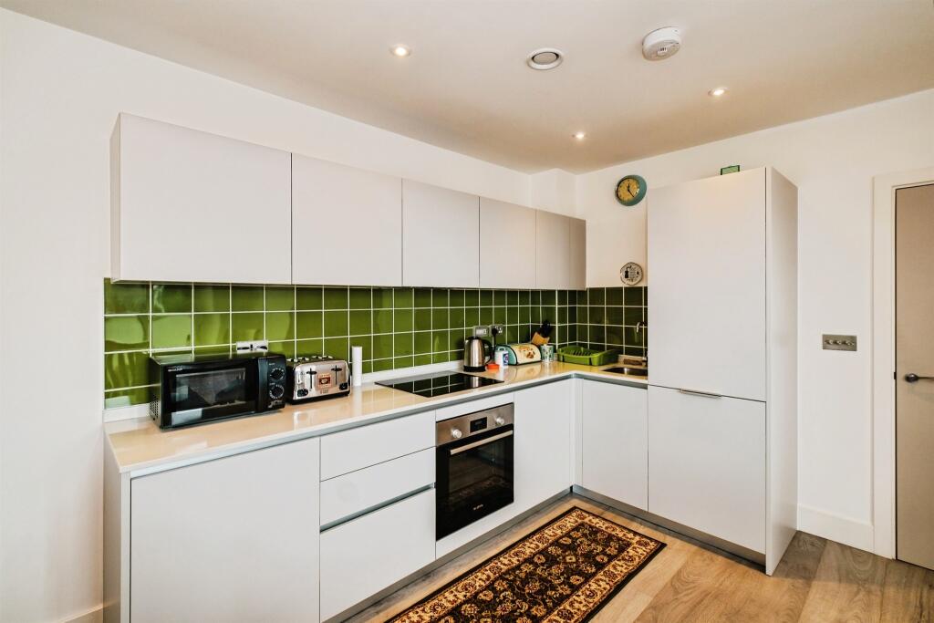 Apartment in Brighton - More