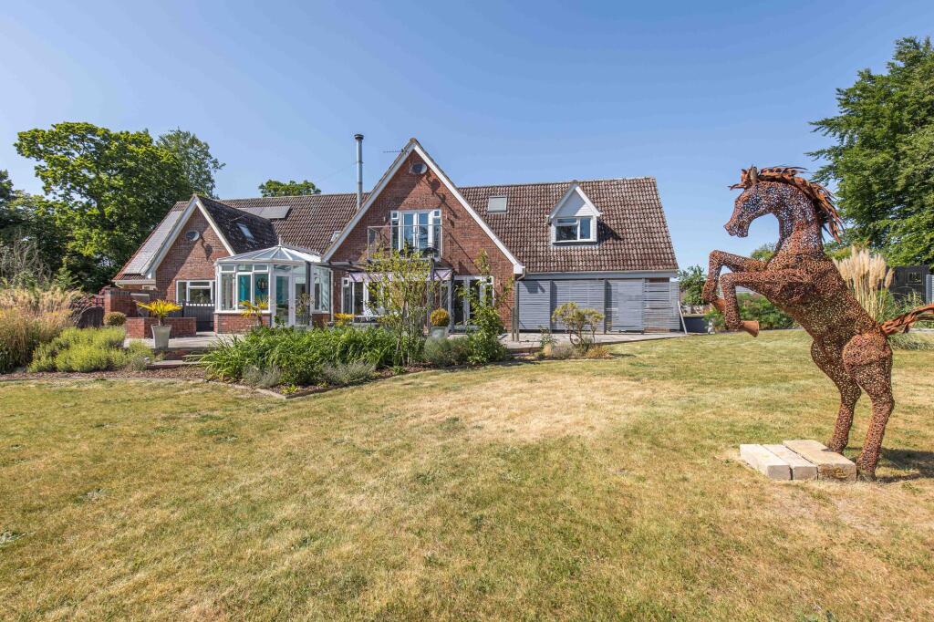 Main image of property: A Wonderfully Flexible Home in Postwick