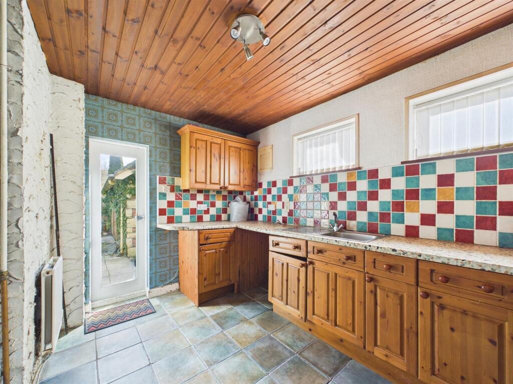 90 Angus Road, Scone, PH2 6RB photo 4