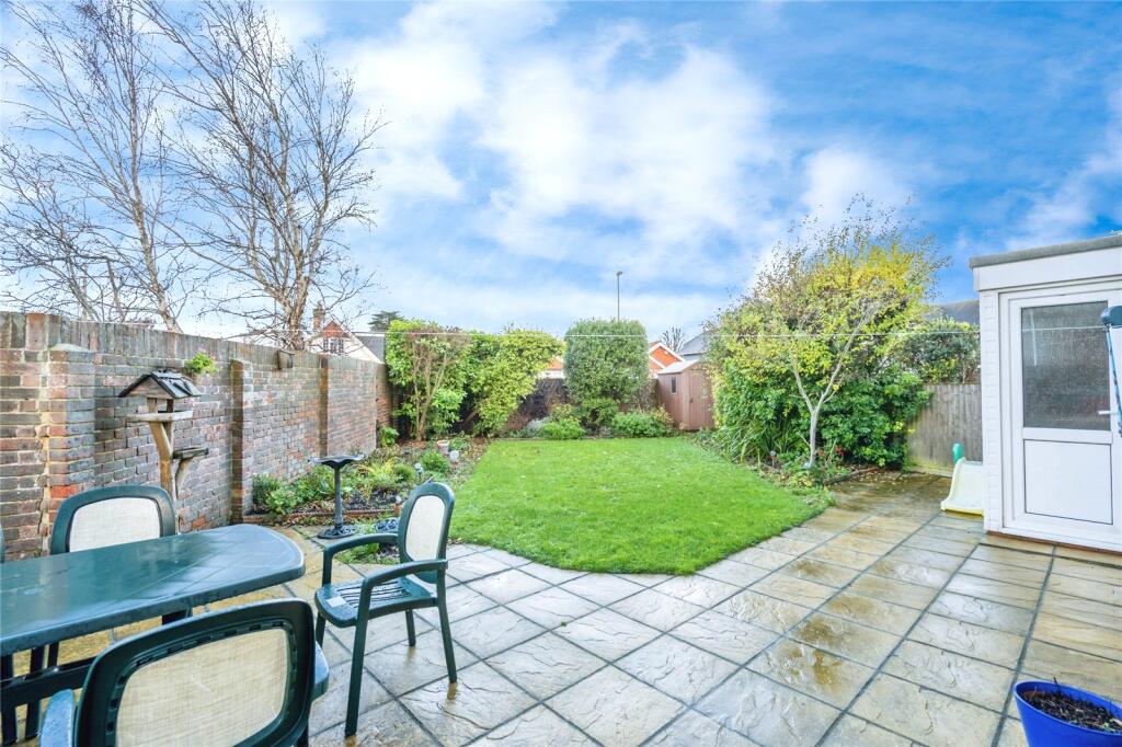House in Havant, Hampshire - More