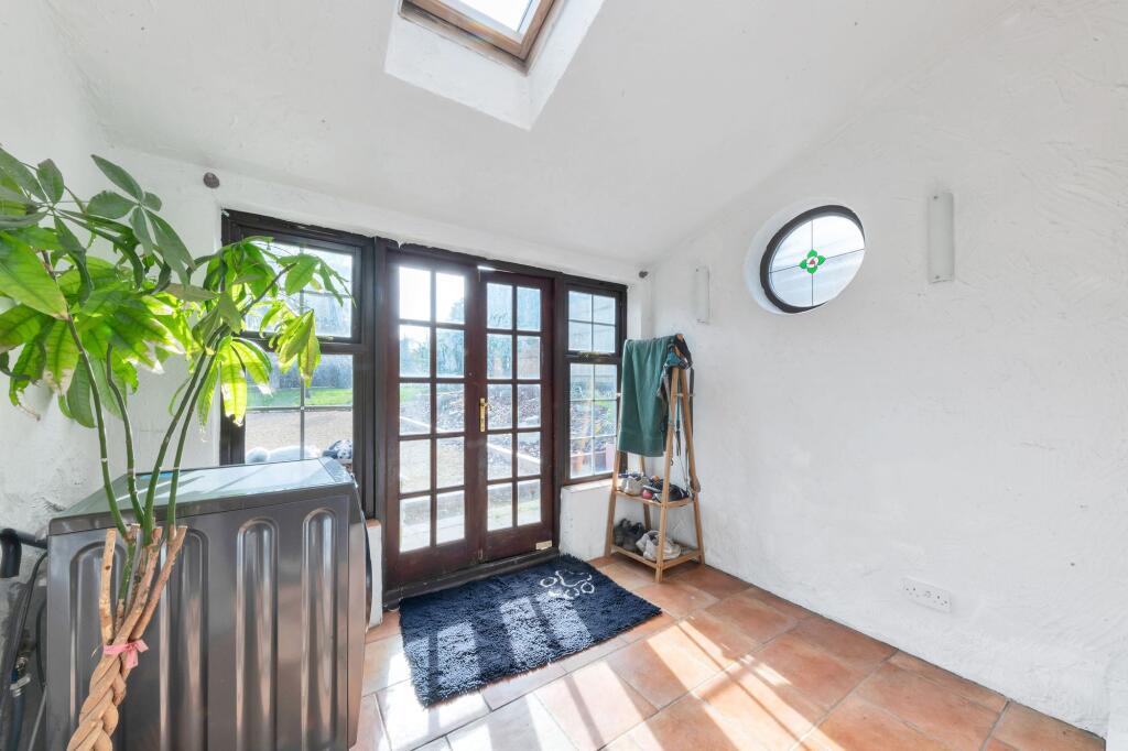 House in Stevenage - View 5