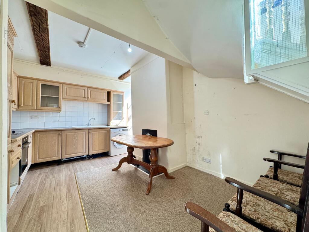 Apartment in Wantage, Belmont - View 4