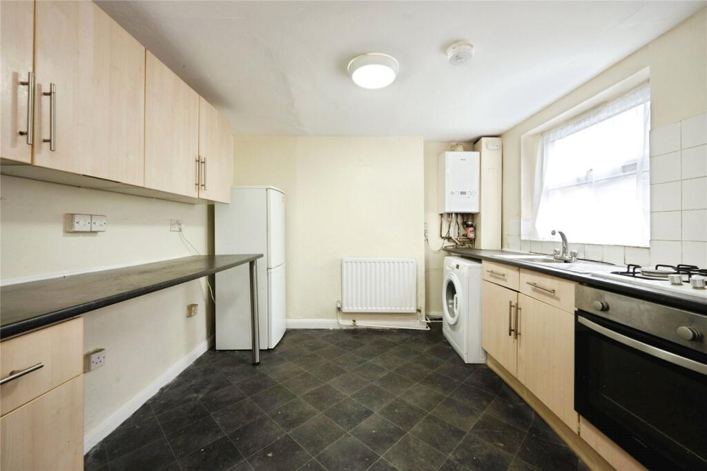 House in Luton - More