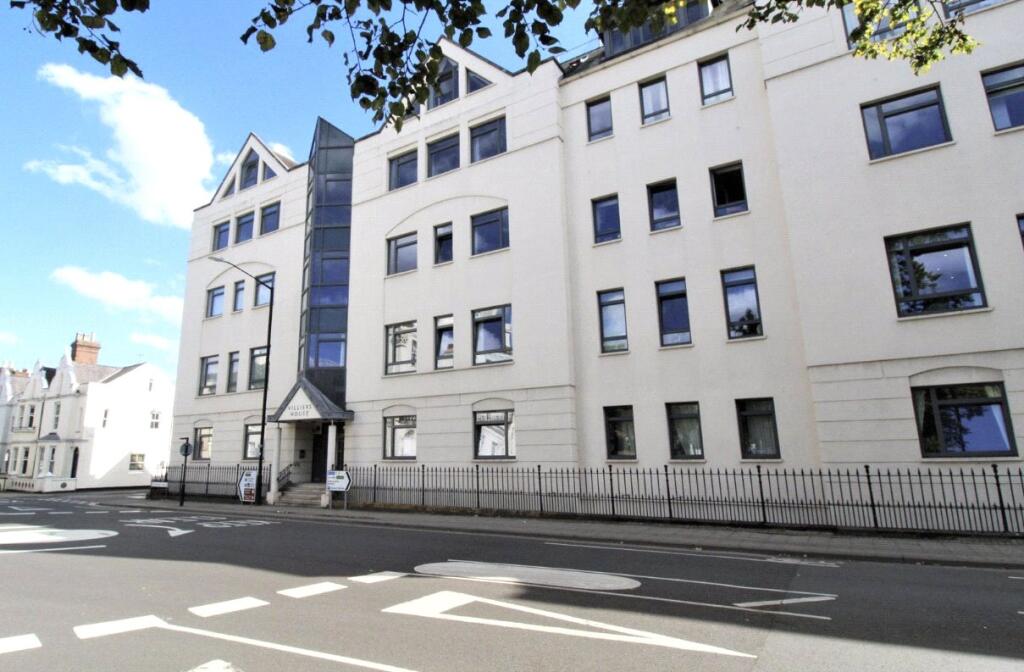 Main image of property: Clarendon Avenue, Leamington Spa, Warwickshire, CV32