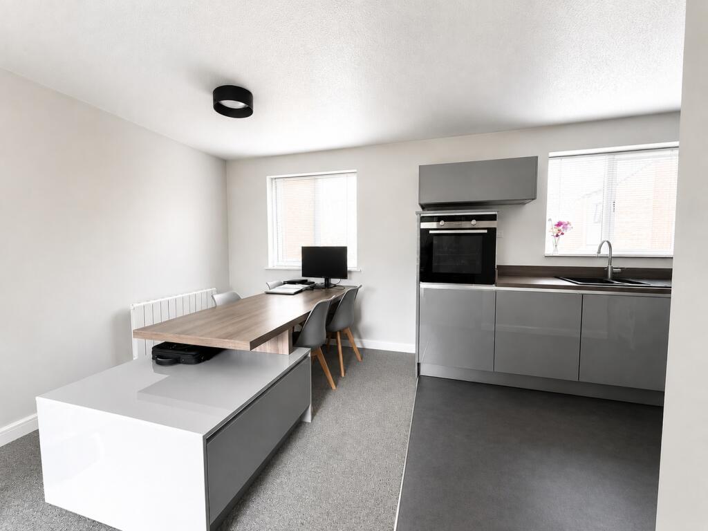 Apartment in Stafford, Staffordshire - View 3