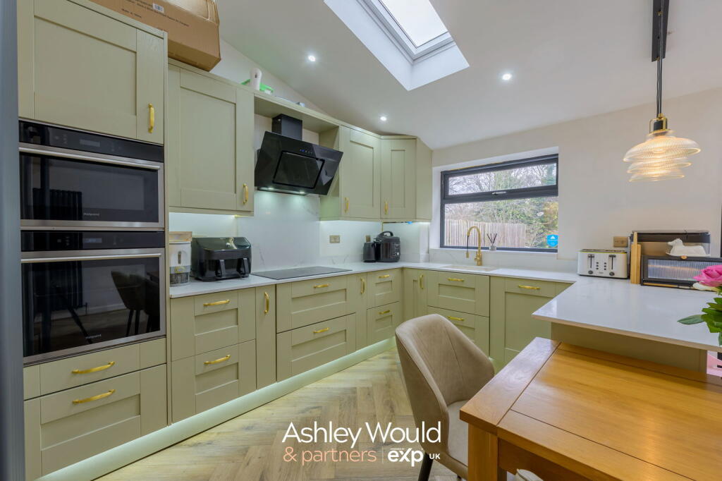 House in Birmingham, West Midlands - View 4