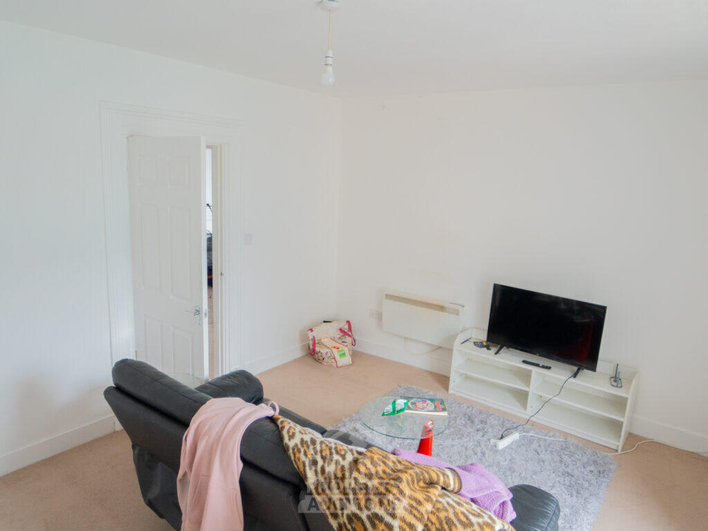 Apartment in Falkirk - View 5
