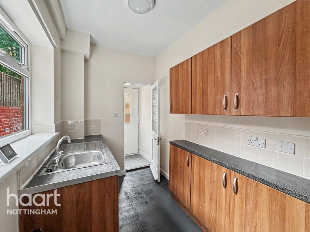 House in Nottingham, Sneinton - View 5