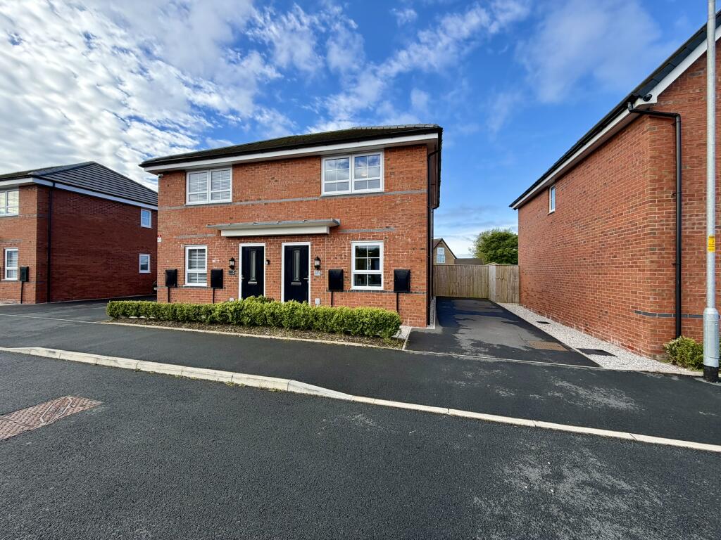 Main image of property: Pinfold Crescent, Hyde