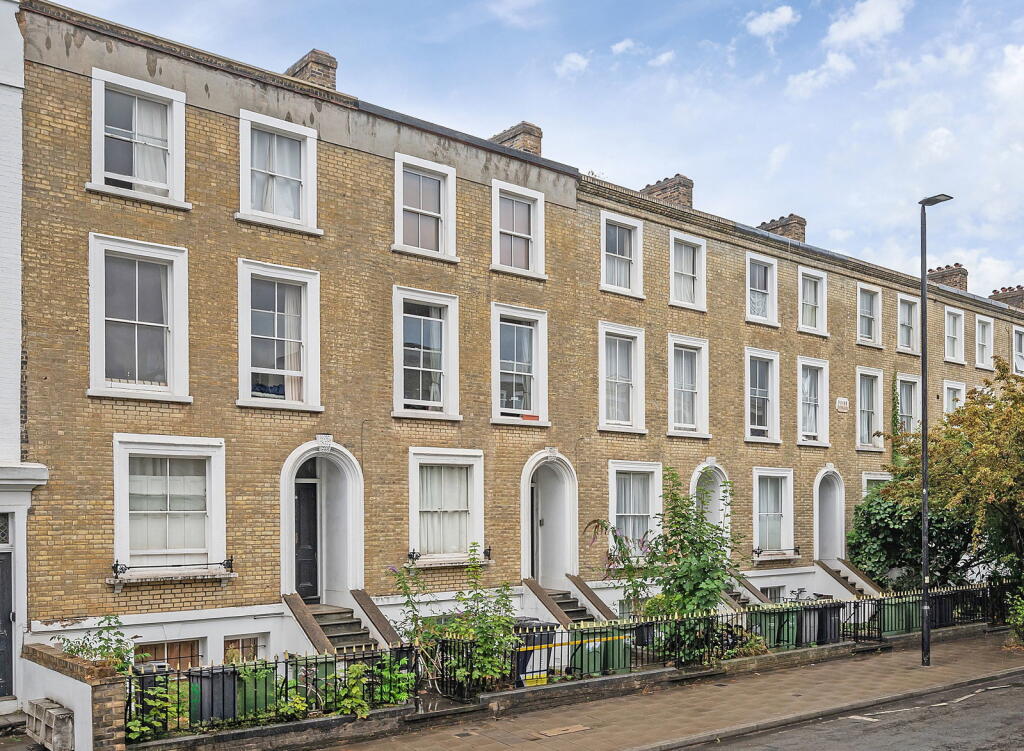 Apartment in London - View 2