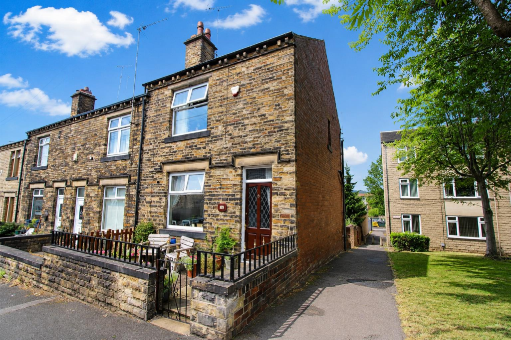 Main image of property: Booth Street, Cleckheaton