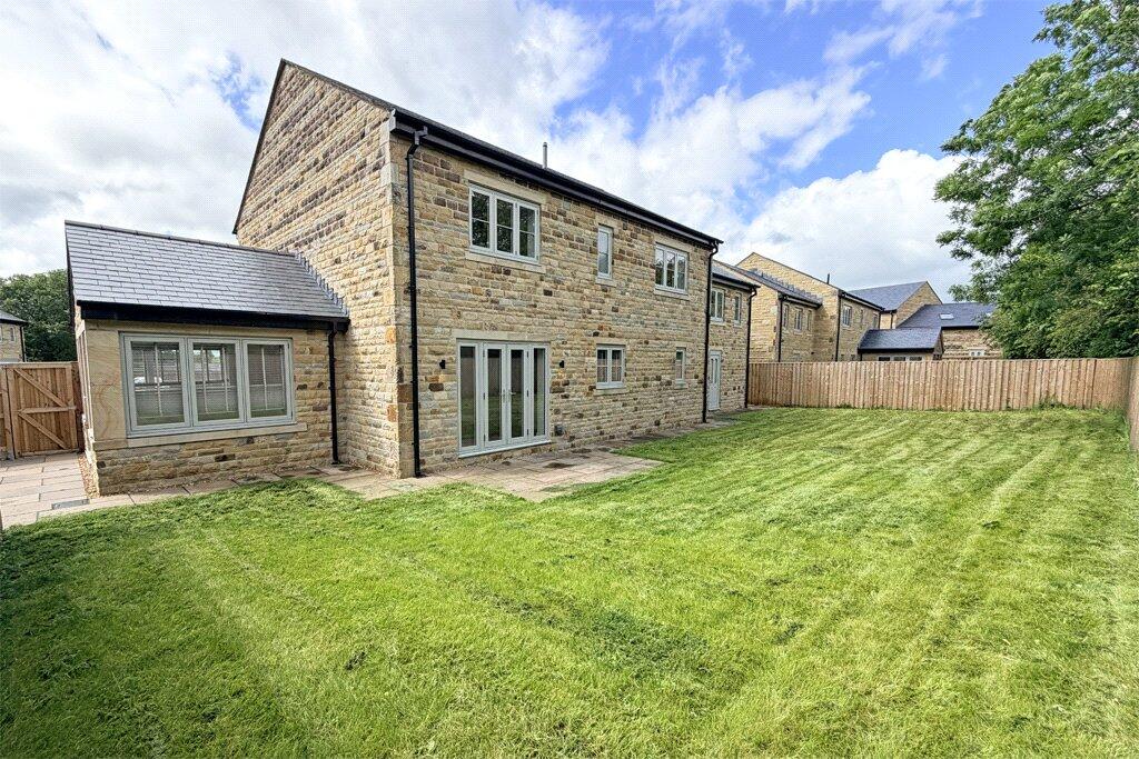 2 Birch Hall Close, Earby, BB18 6FL photo 2