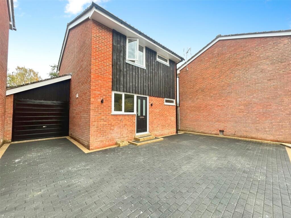 3-bed detached on Finmere, Bracknell, Berkshire, £425,000