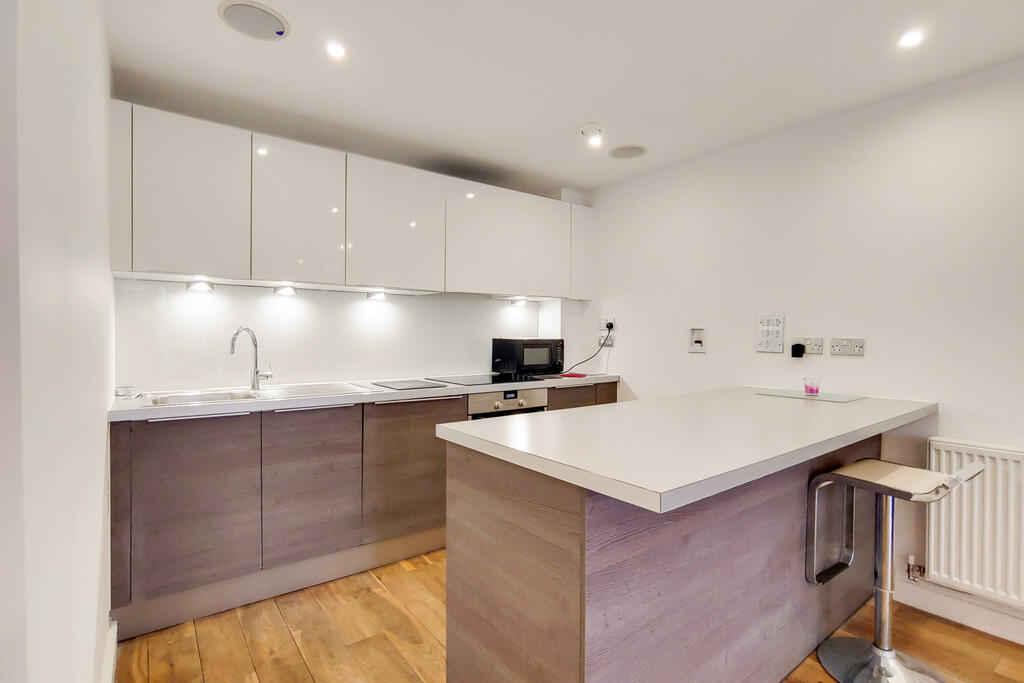 Seren Park Gardens Restell Close London SE3 7RP photo 4