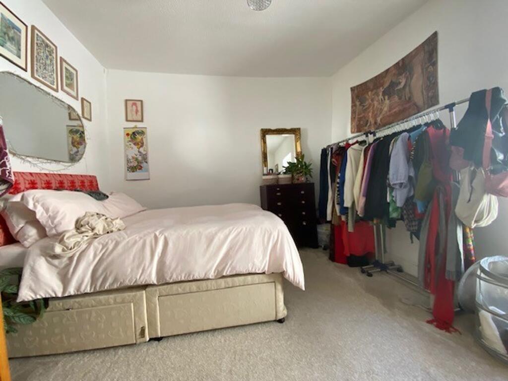 Apartment in Bristol - View 4