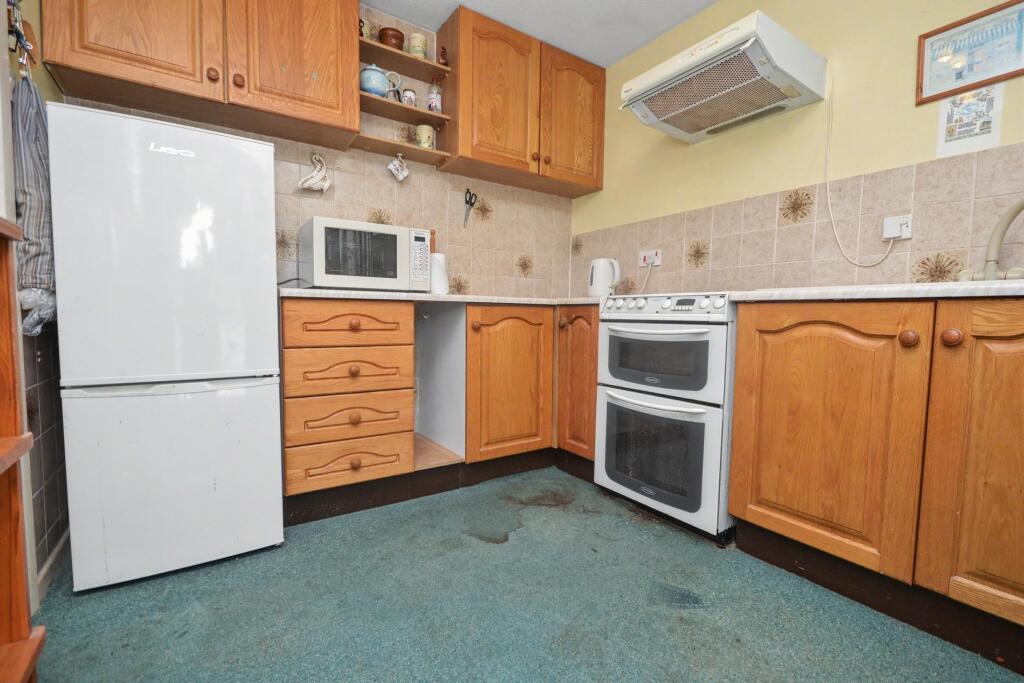 House in Salisbury - View 3