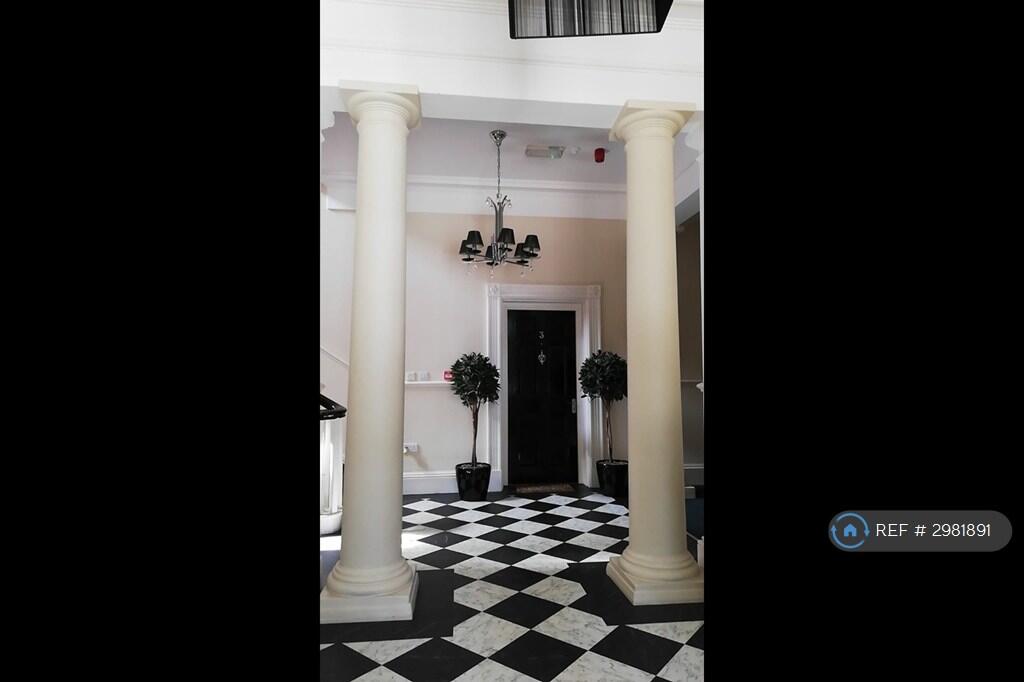 Main image of property: St Andrews House, Reading, RG30