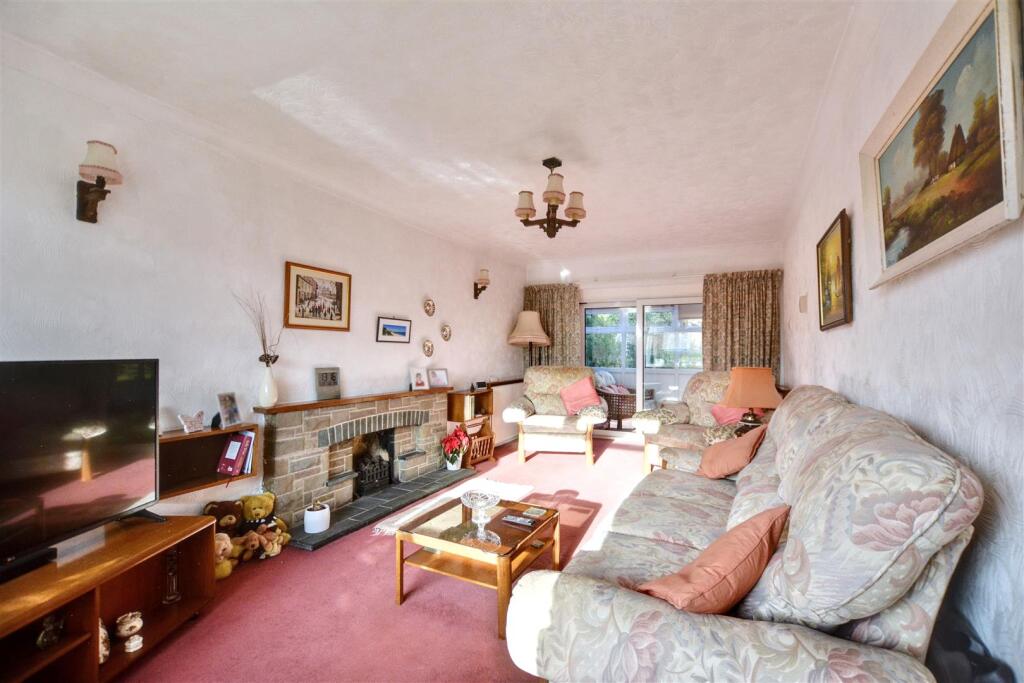 House in Nottingham, Trowell - View 5