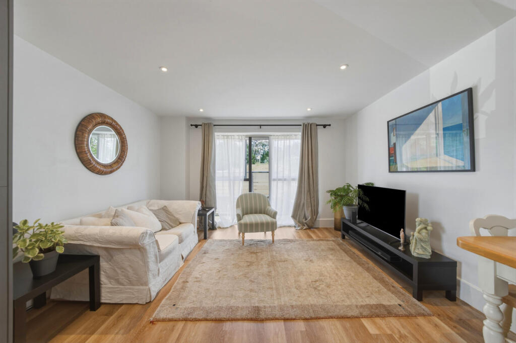 Rectory Road, West Bridgford - View 2