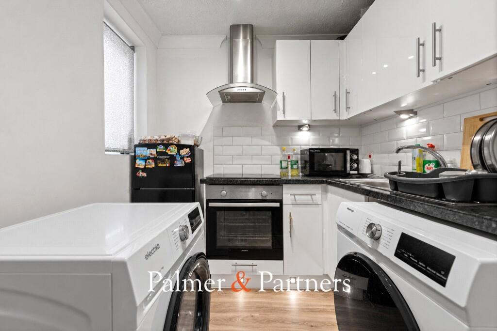 Apartment in Colchester - View 2