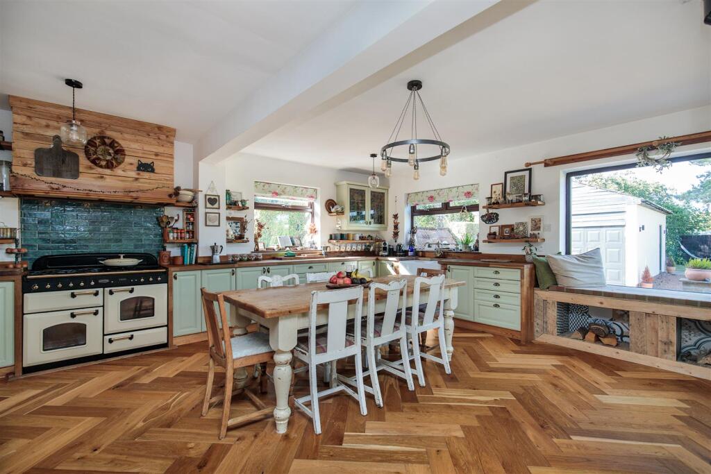 House in Ulgham, Northumberland - More