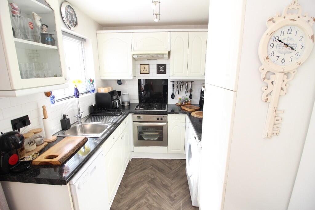 House in London, Worcester Park - View 5