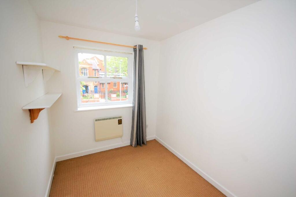 Apartment in Manchester - More