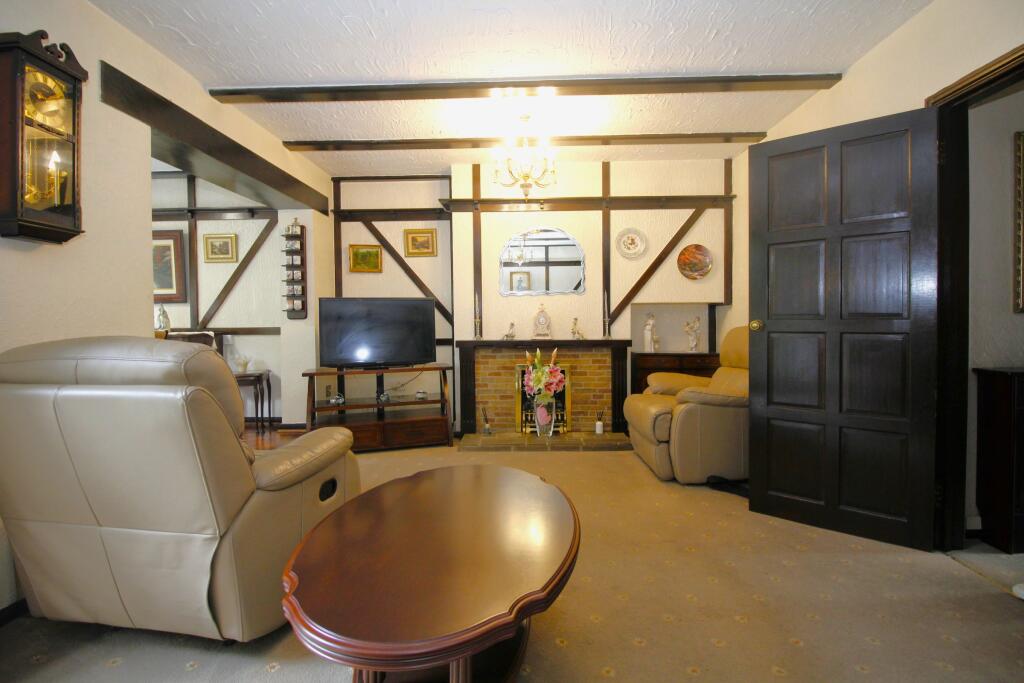 House in Romford - View 2