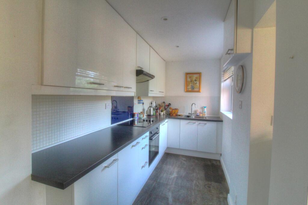 Broxtowe Lane, Nottingham, NG8 photo 4