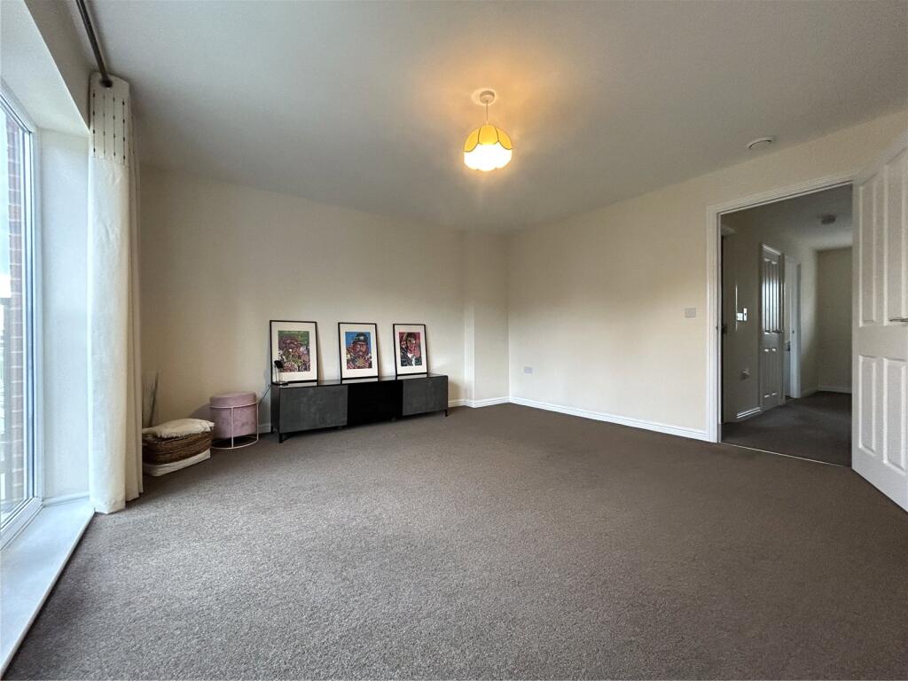 House in Reading - View 4