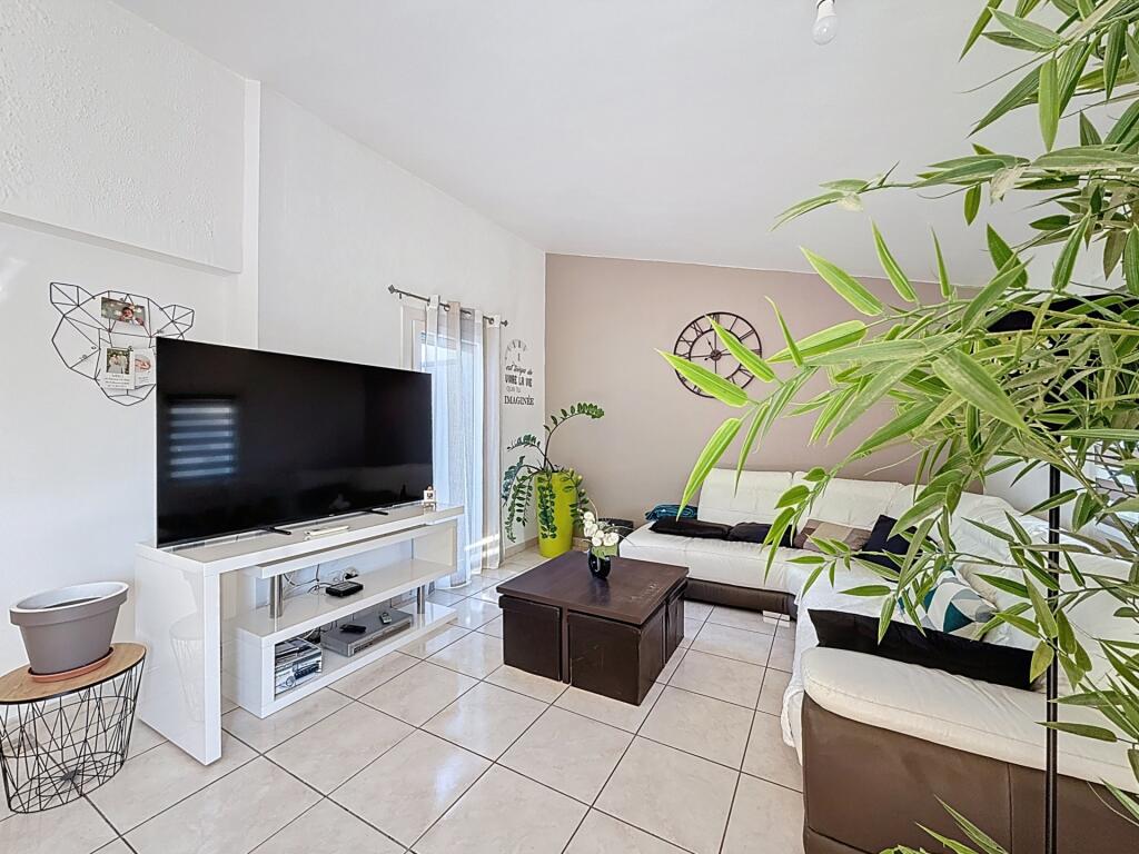 Main image of property: 66240 st-esteve