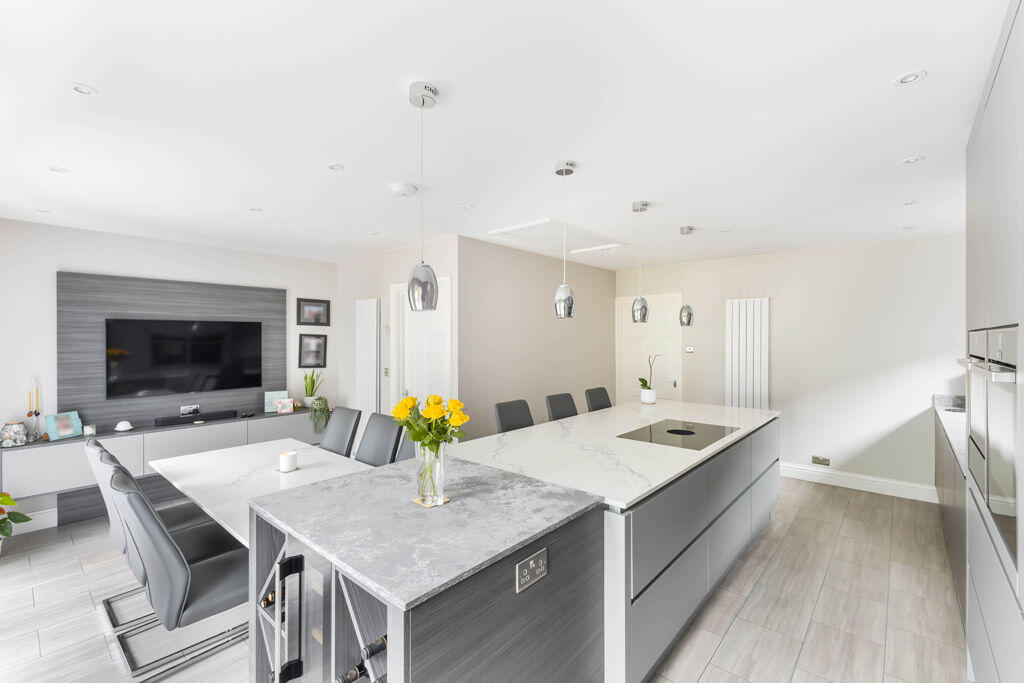 Wentworth Drive, Washington, Tyne & Wear - View 3