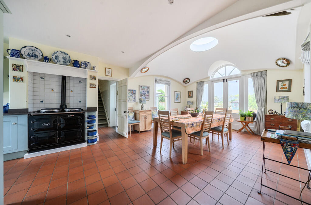 House in Winchester, Shedfield - View 4