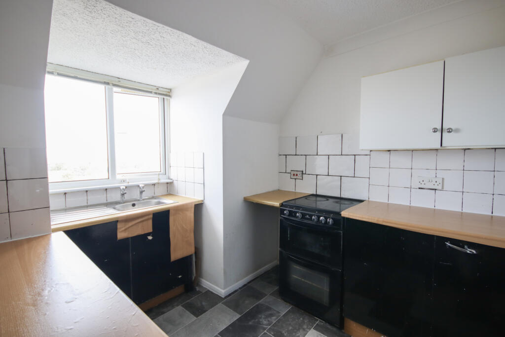 Apartment in Rochester - View 3