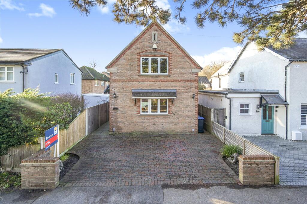 Main image of property: Chobham Road, Knaphill, Woking, Surrey, GU21