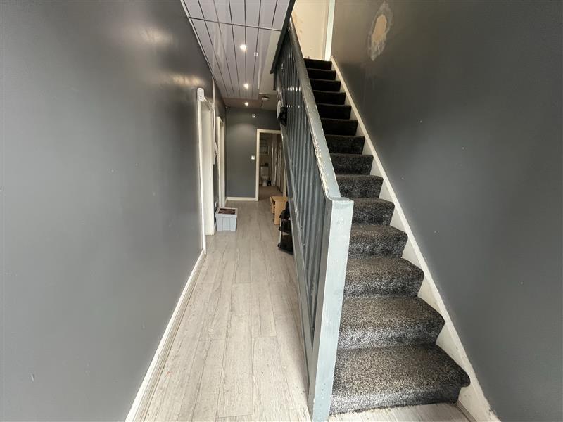 House in Bradford, Keighley - View 4