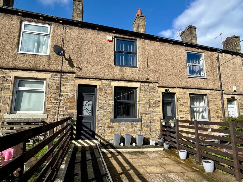Main image of property: Mannville Walk, Keighley, BD22