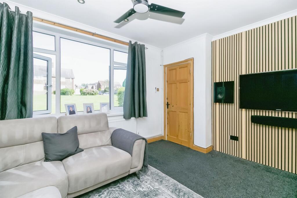 House in Llantwit Major, West Camp - View 6