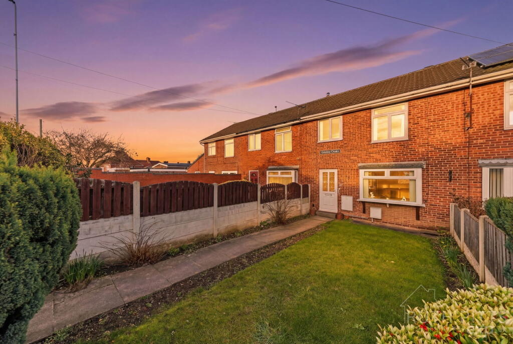 Jubilee Court, Fitzwilliam, Pontefract, WF9 photo 3